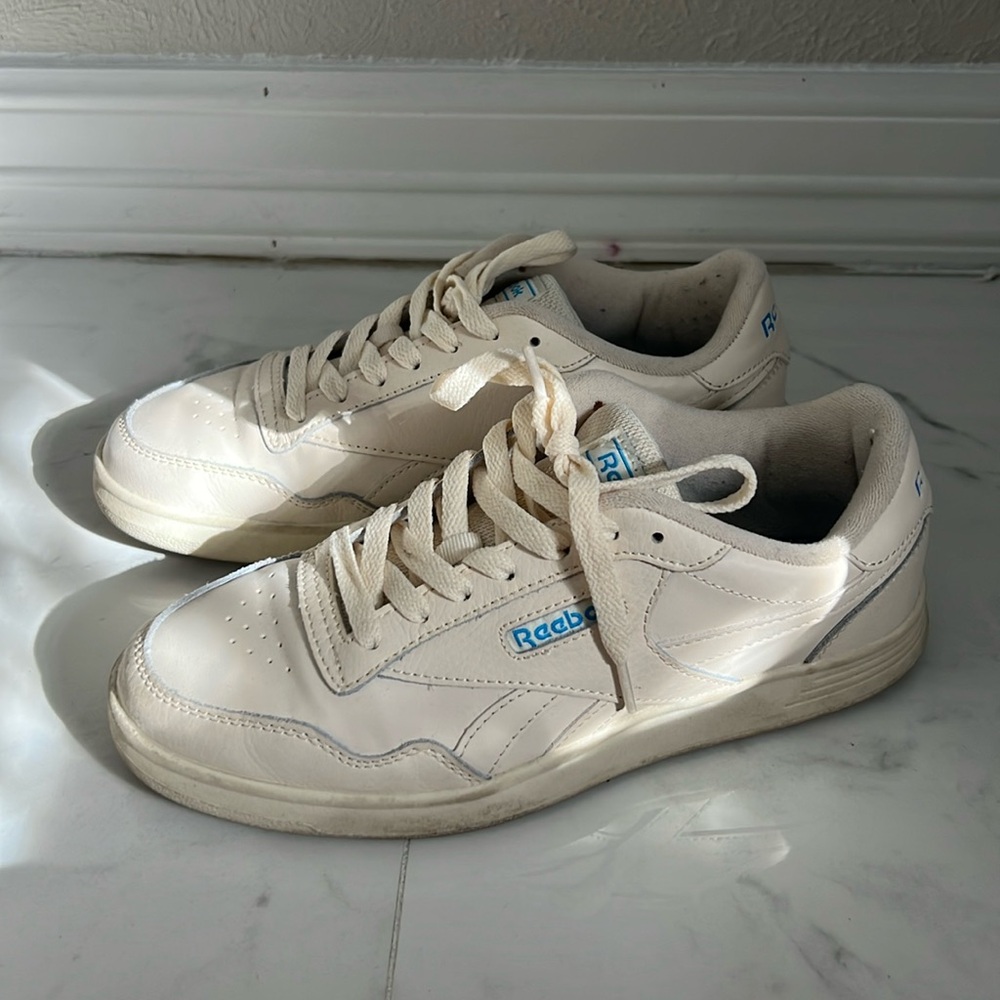 Reebok Sneakers